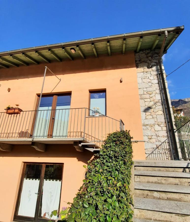 Il Sole Di Simona - Il Prato Apartment Omegna Bagian luar foto